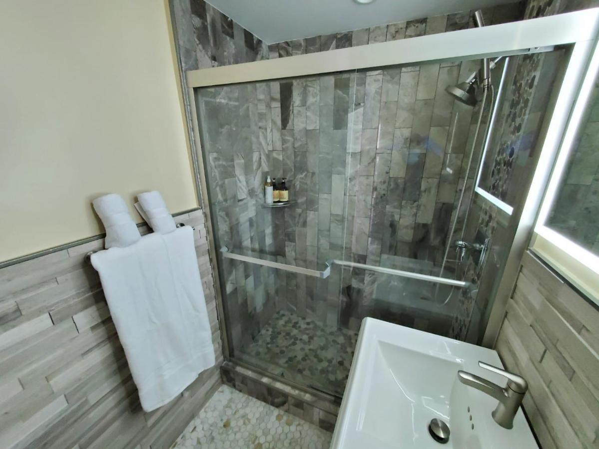 Just Renovated 3 Br/2Bath/ Parking+ Downtown View Apartment Atlanta Luaran gambar