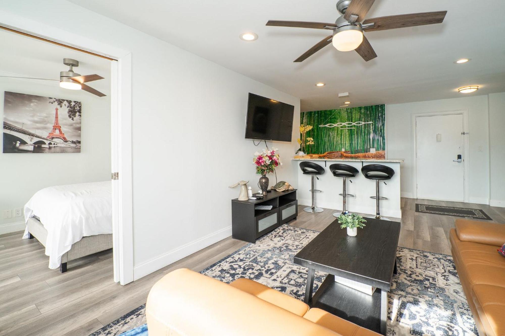 Just Renovated 3 Br/2Bath/ Parking+ Downtown View Apartment Atlanta Luaran gambar