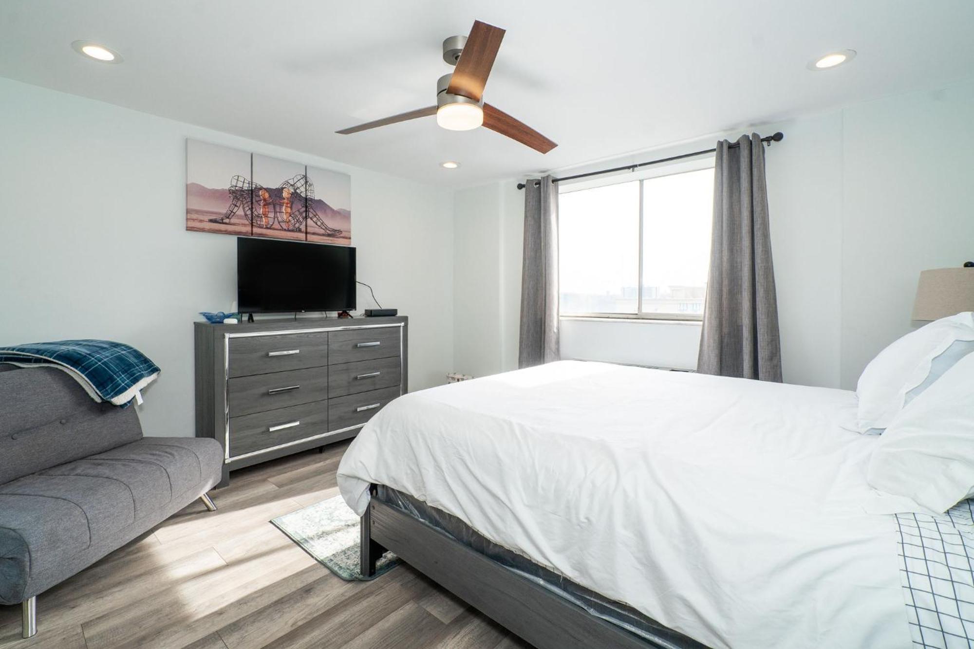 Just Renovated 3 Br/2Bath/ Parking+ Downtown View Apartment Atlanta Luaran gambar