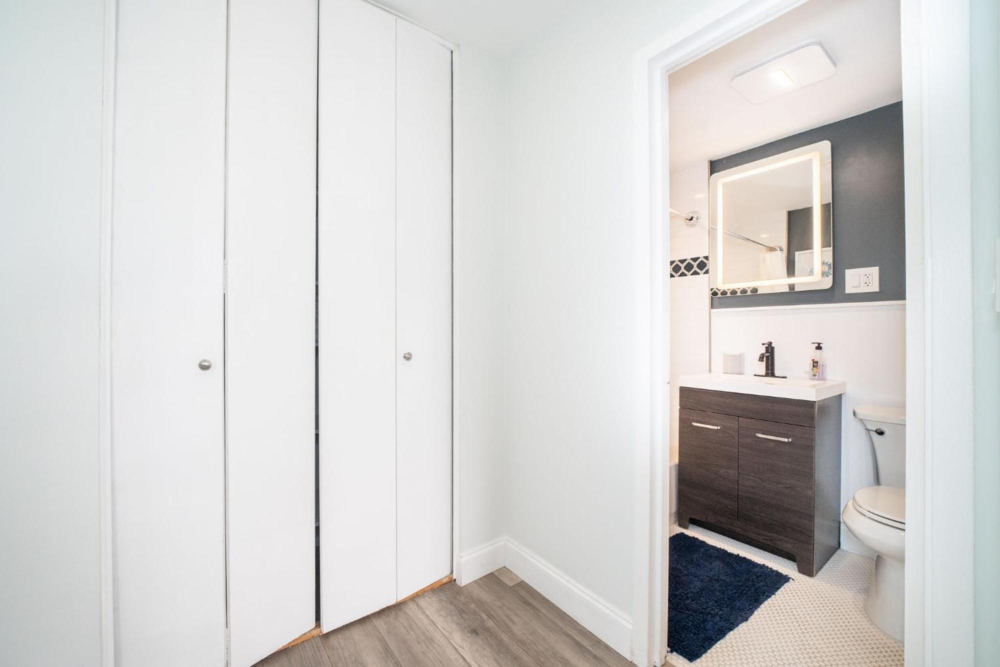 Just Renovated 3 Br/2Bath/ Parking+ Downtown View Apartment Atlanta Luaran gambar